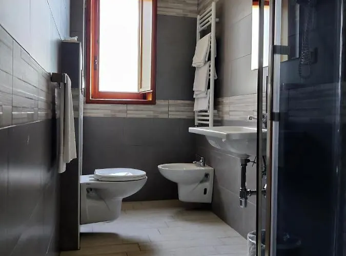 מלון Valdirose *